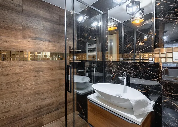 Rolicek 4 Seosons * زاكوباني